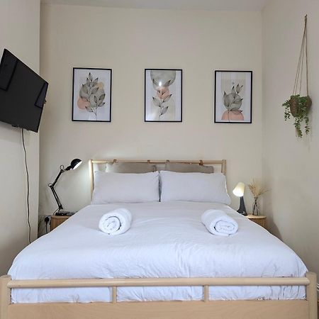 Guest Rooms In Anfiled Near Stadium, Free Parking Liverpool Extérieur photo